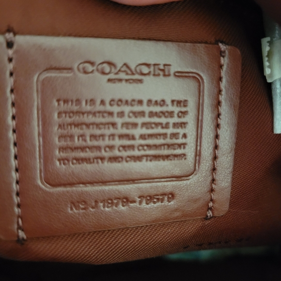 NEW Coach Taylor Tan Signature Tote Bag - Picture 7 of 8